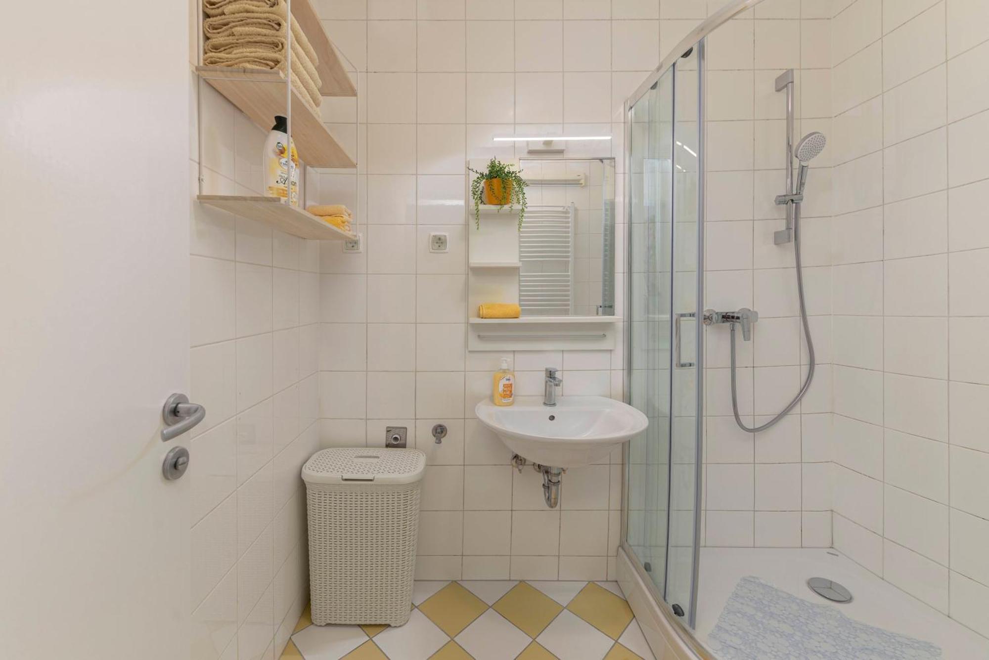 Cozy Garden Flat Apartment Любляна Екстериор снимка