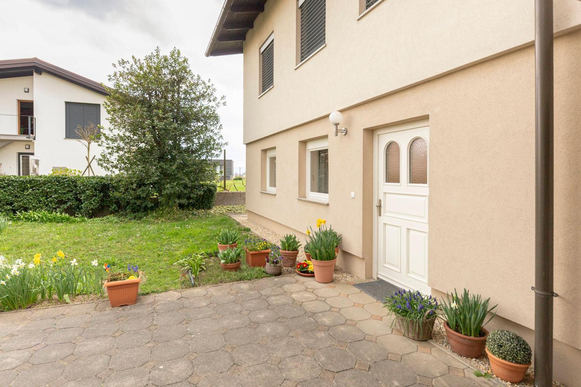 Cozy Garden Flat Apartment Любляна Екстериор снимка